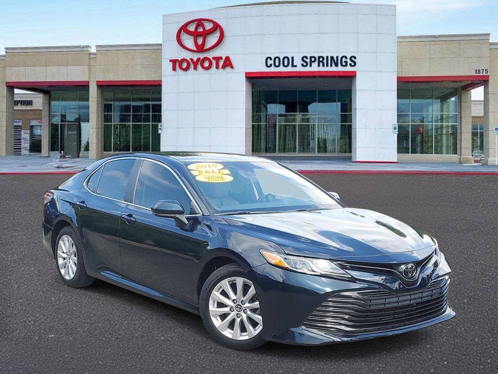 2019 Toyota Camry LE — Sedan — 73,000 mi — Franklin, TN