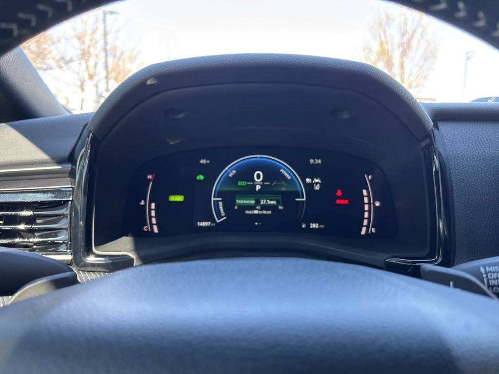 2025 Toyota Camry SE — Sedan — 14,897 mi — Franklin, TN
