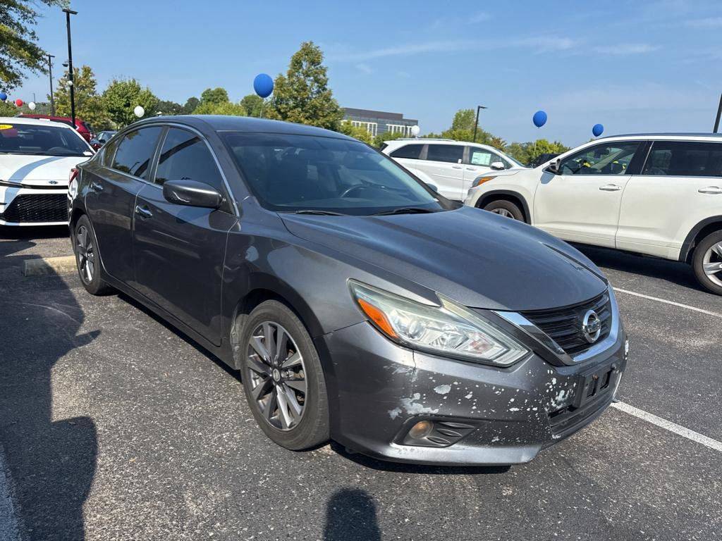 2017 Nissan Altima 2.5 SV — Sedan — 136,596 mi — Franklin, TN