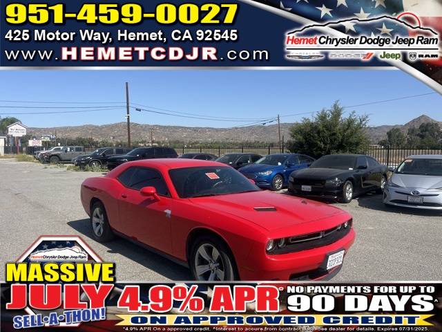 2017 Dodge Challenger SXT — Coupe — 98,556 mi — Hemet, CA