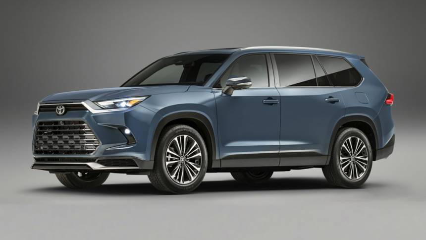 2024 Toyota Grand Highlander XLE — SUV — 27,008 mi — Canton, MI