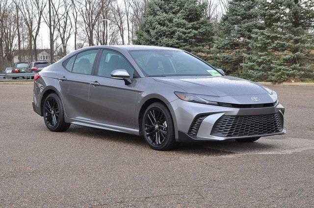 2025 Toyota Camry SE — Sedan — 20,639 mi — Canton, MI