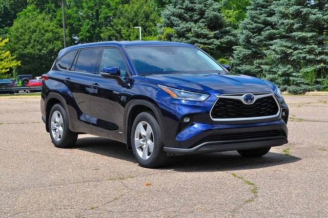 2021 Toyota Highlander Hybrid LE — SUV — 38,674 mi — Canton, MI