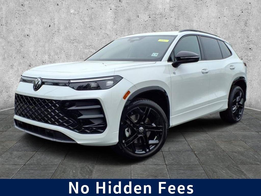 2025 Volkswagen Tiguan SE R-Line Black — SUV — 1,813 mi — Edison, NJ
