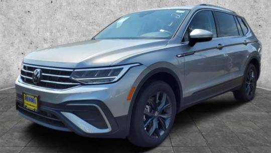 2024 Volkswagen Tiguan SE — SUV — 3,652 mi — Edison, NJ