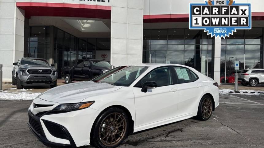2023 Toyota Camry SE Nightshade — Sedan — 60,827 mi — Akron, OH