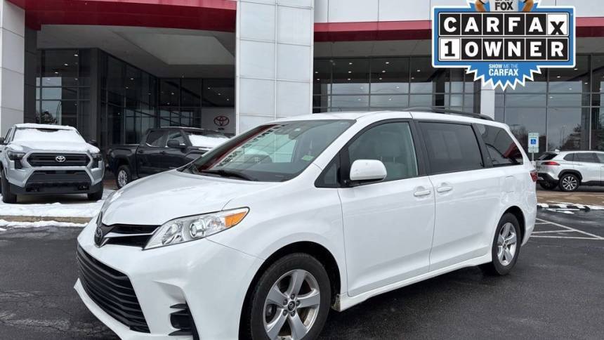 2019 Toyota Sienna LE — Minivan — 95,250 mi — Akron, OH