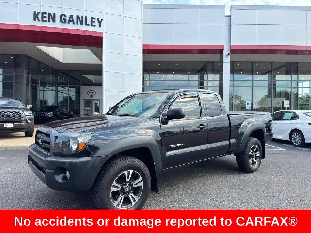 2009 Toyota Tacoma Base — Pickup Truck — 142,111 mi — Akron, OH