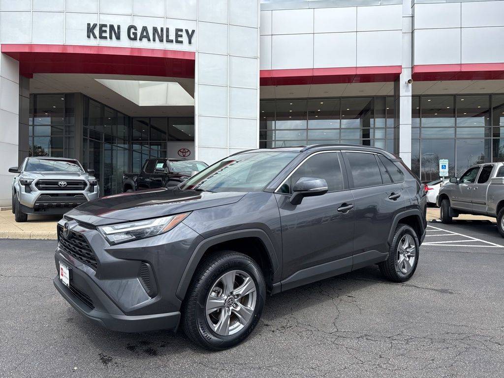 2024 Toyota RAV4 XLE — SUV — 25,999 mi — Akron, OH