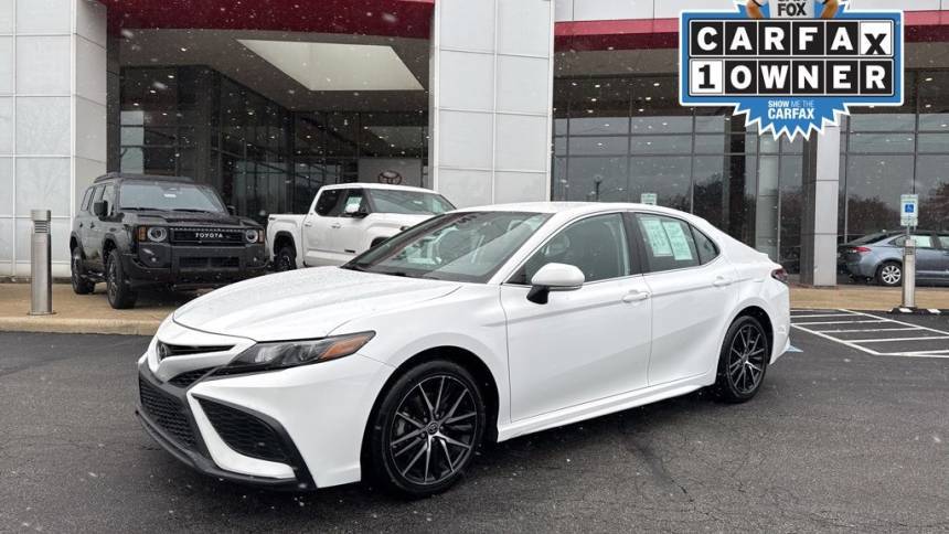 2022 Toyota Camry SE — Sedan — 63,312 mi — Akron, OH