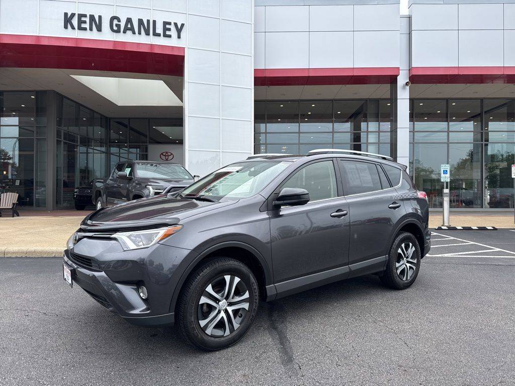 2018 Toyota RAV4 LE — SUV — 62,423 mi — Akron, OH
