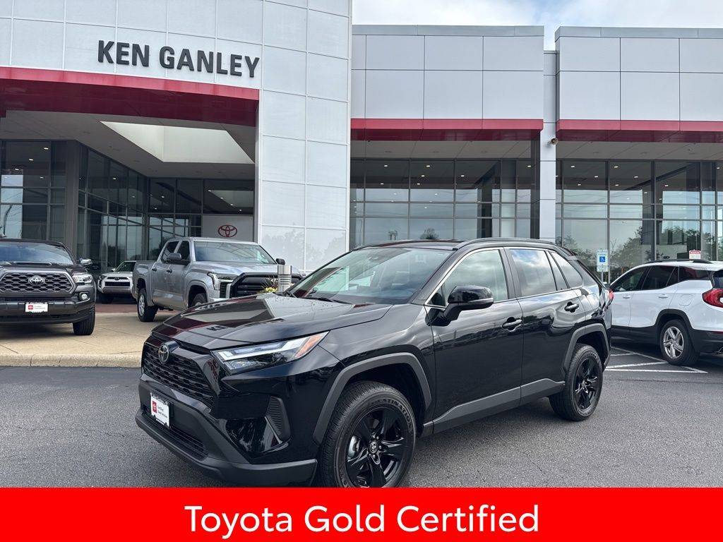 2025 Toyota RAV4 XLE — SUV — 3,181 mi — Akron, OH