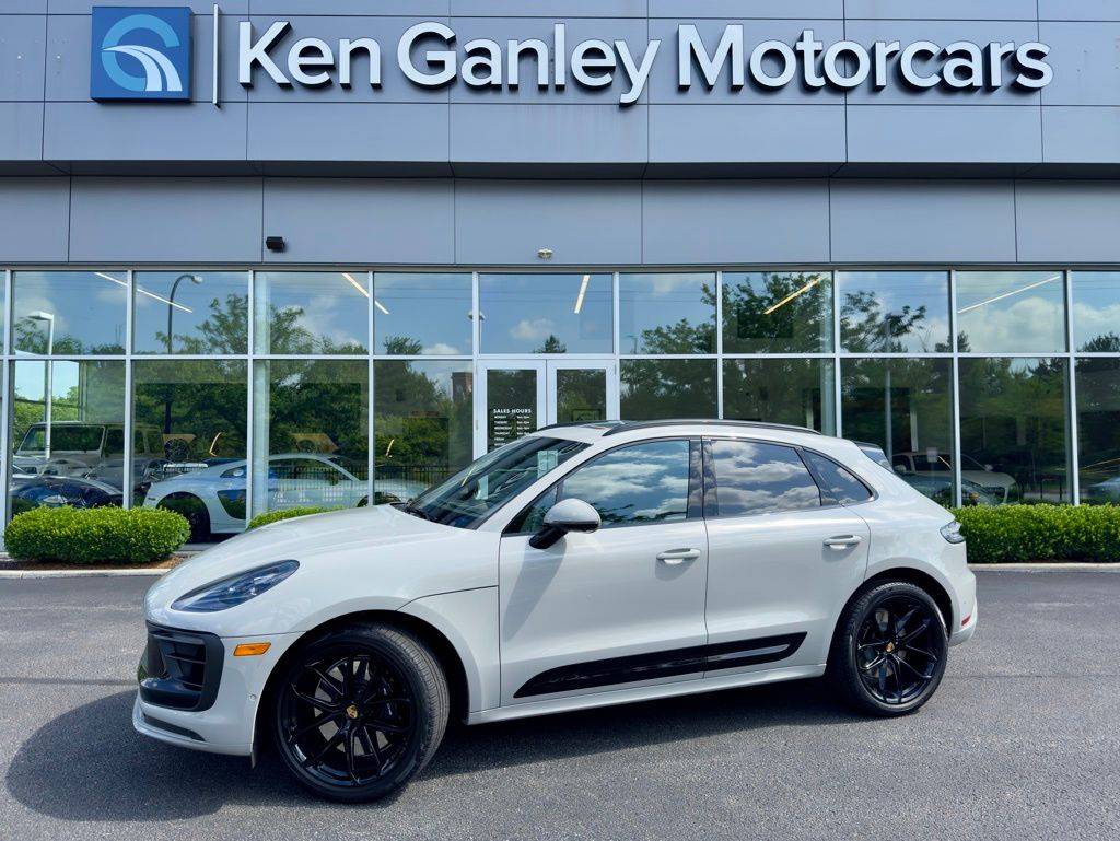 2025 Porsche Macan GTS — SUV — 3,177 mi — Akron, OH