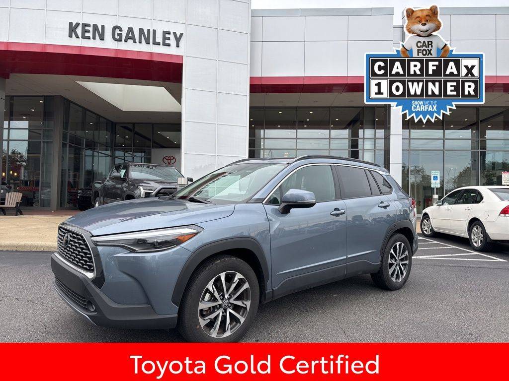 2023 Toyota Corolla Cross XLE — SUV — 9,598 mi — Akron, OH