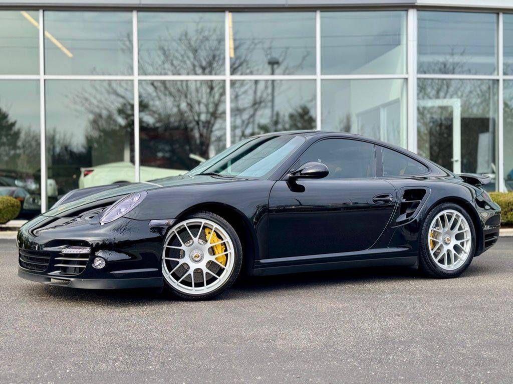 2011 Porsche 911 Turbo — Coupe — 44,900 mi — Akron, OH