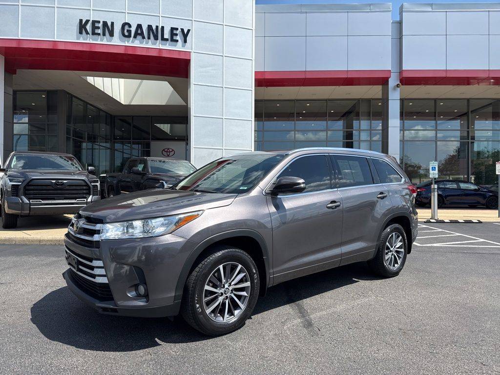 2017 Toyota Highlander XLE — SUV — 118,709 mi — Akron, OH