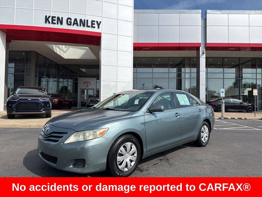 2011 Toyota Camry LE — Sedan — 110,282 mi — Akron, OH