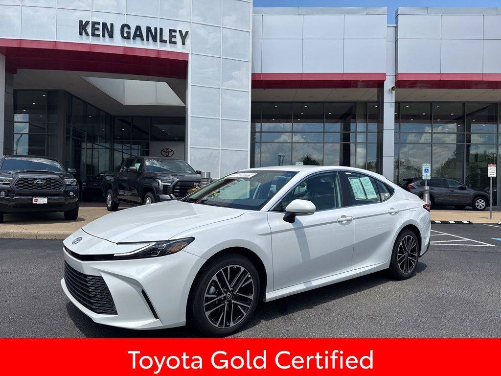 2025 Toyota Camry XLE — Sedan — 12,477 mi — Akron, OH