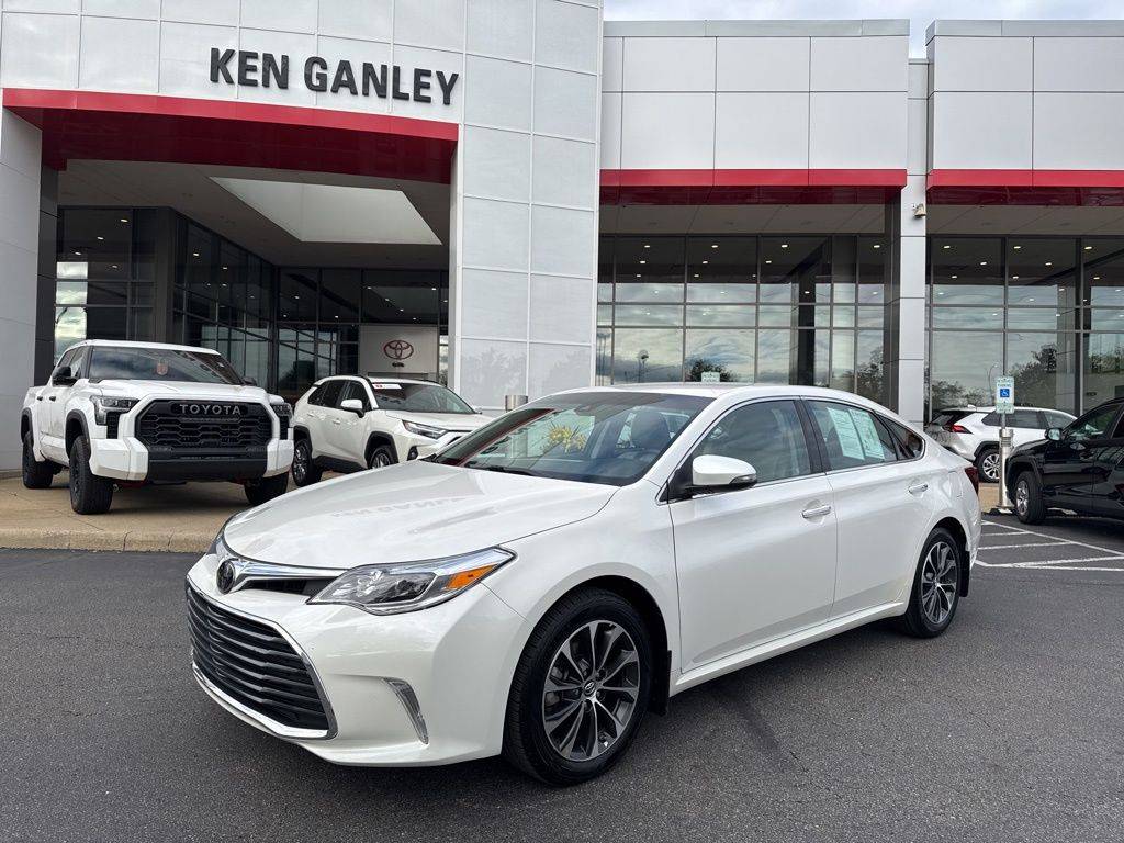 2018 Toyota Avalon XLE — Sedan — 21,025 mi — Akron, OH