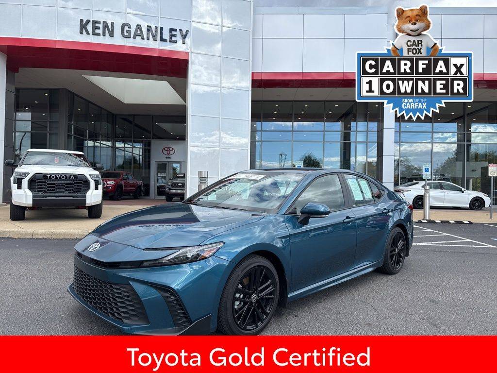 2025 Toyota Camry Hybrid SE — Sedan — 1,793 mi — Akron, OH