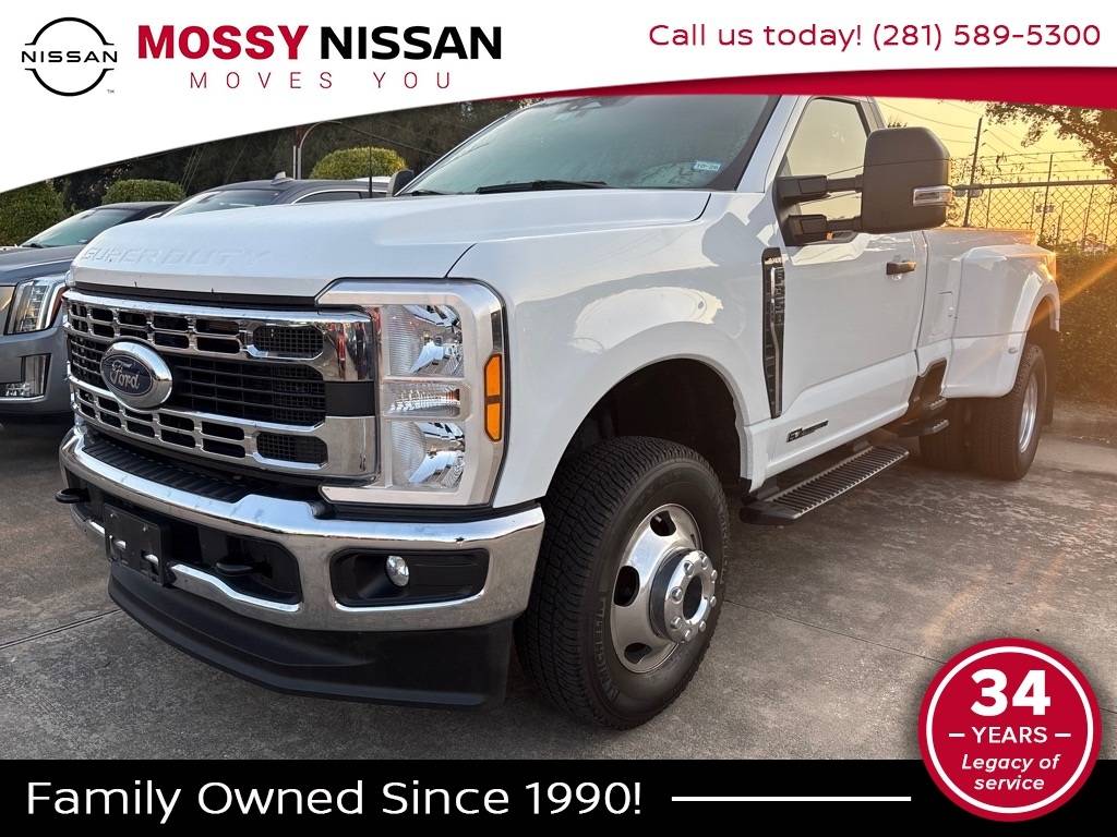 2024 Ford Super Duty F-350 XLT — Pickup Truck — 15,320 mi — Houston, TX