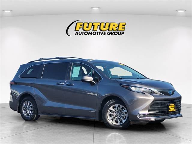 2021 Toyota Sienna XLE — Minivan — 68,541 mi — Sacramento, CA