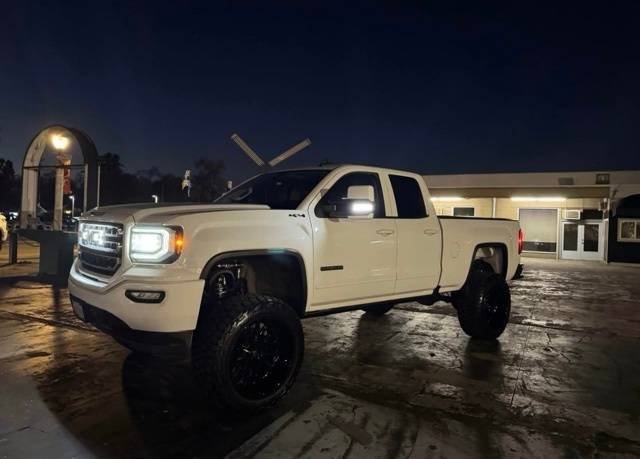 2017 GMC Sierra 1500 Base — Pickup Truck — 174,868 mi — Sacramento, CA