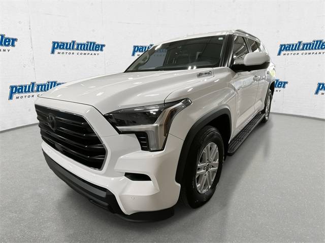 2024 Toyota Sequoia SR5 — SUV — 34,640 mi — Lexington, KY