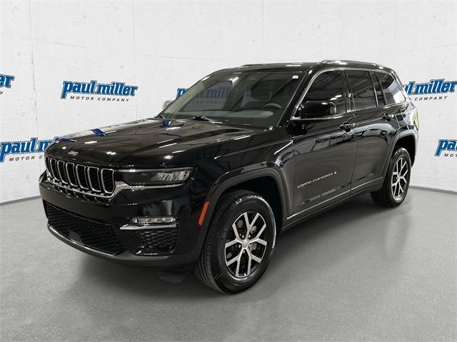 2023 Jeep Grand Cherokee Limited — SUV — 17,909 mi — Lexington, KY