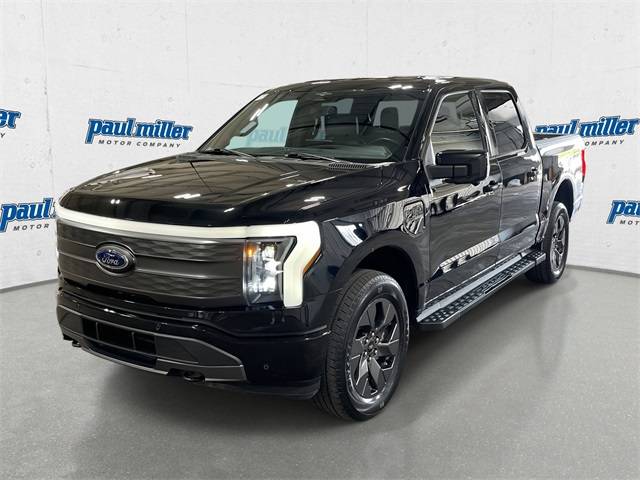 2023 Ford F-150 Lightning LARIAT — Pickup Truck — 32,259 mi — Lexington, KY