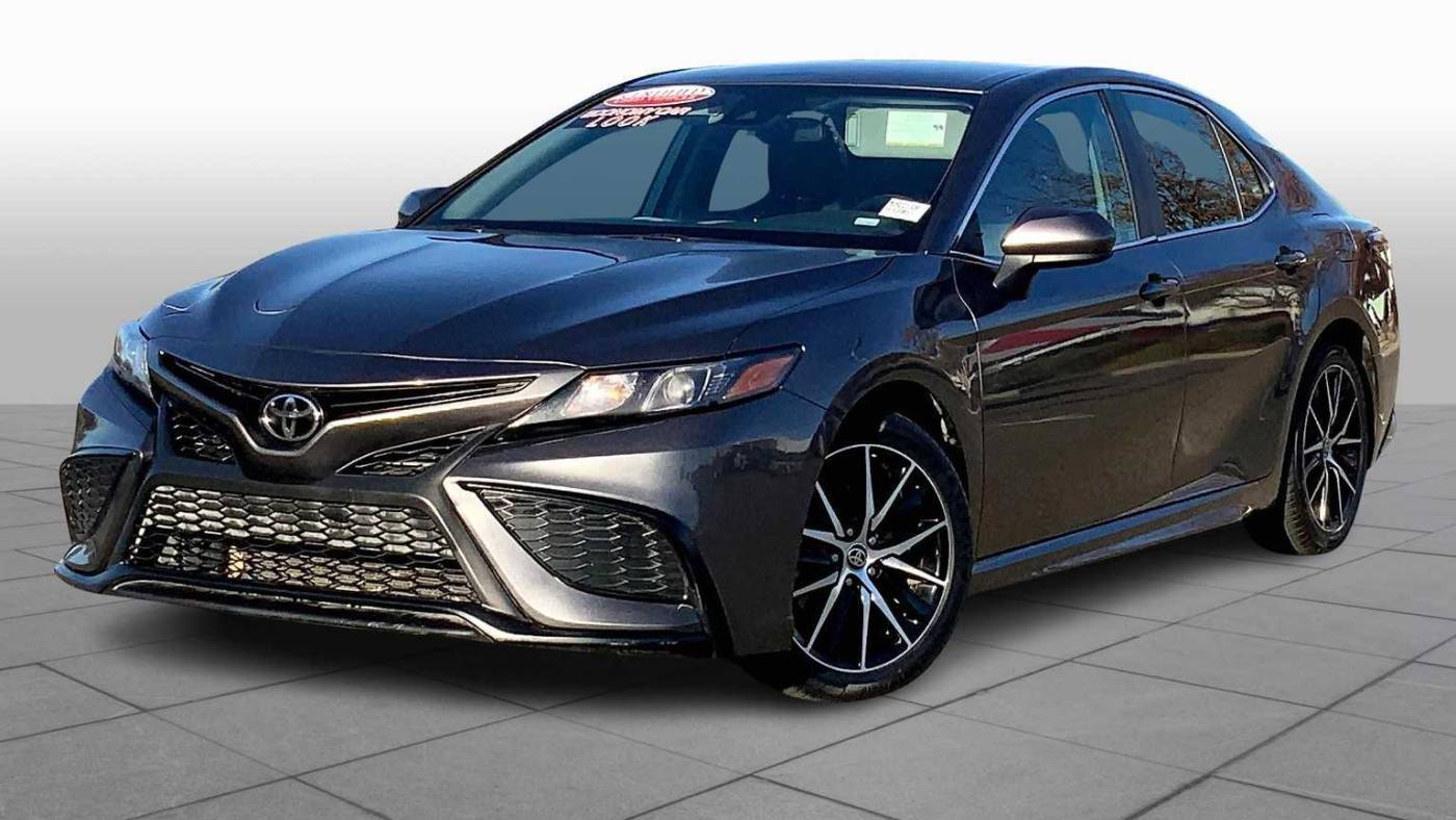2021 Toyota Camry SE — Sedan — 60,465 mi — Folsom, CA
