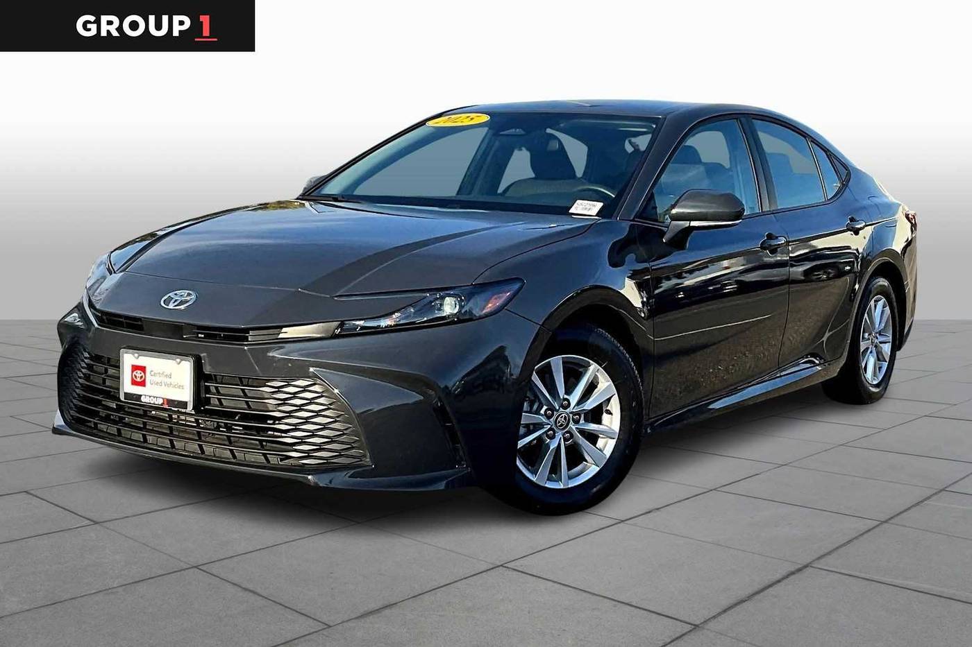 2025 Toyota Camry Hybrid LE — Sedan — 23,366 mi — Folsom, CA