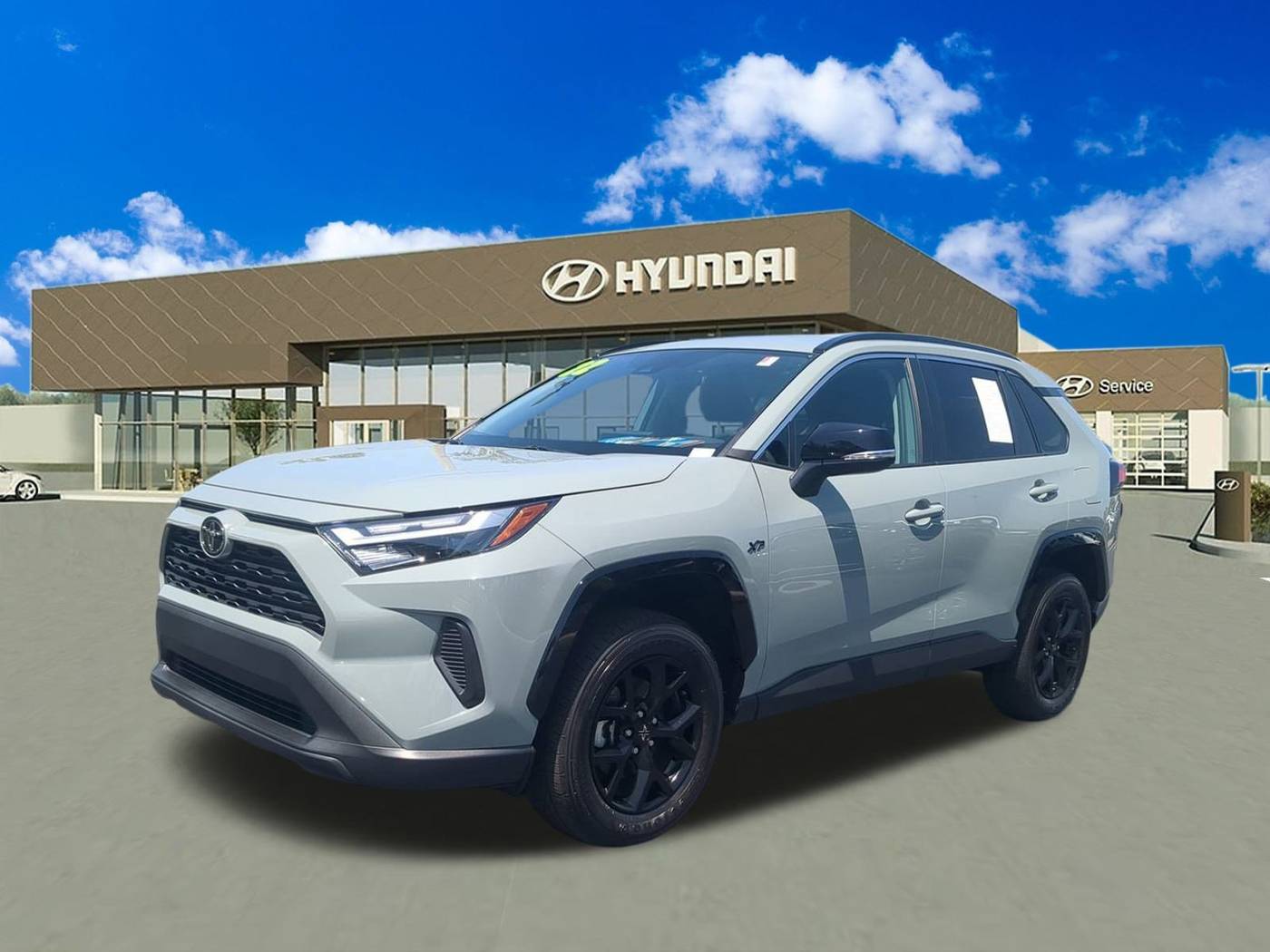 2022 Toyota RAV4 XLE — SUV — 22,599 mi — Bradenton, FL
