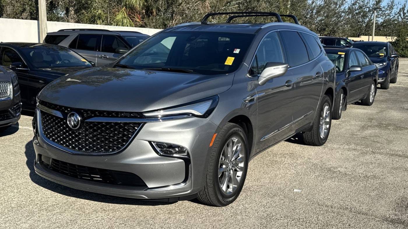 2023 Buick Enclave Avenir — SUV — 26,961 mi — Bradenton, FL