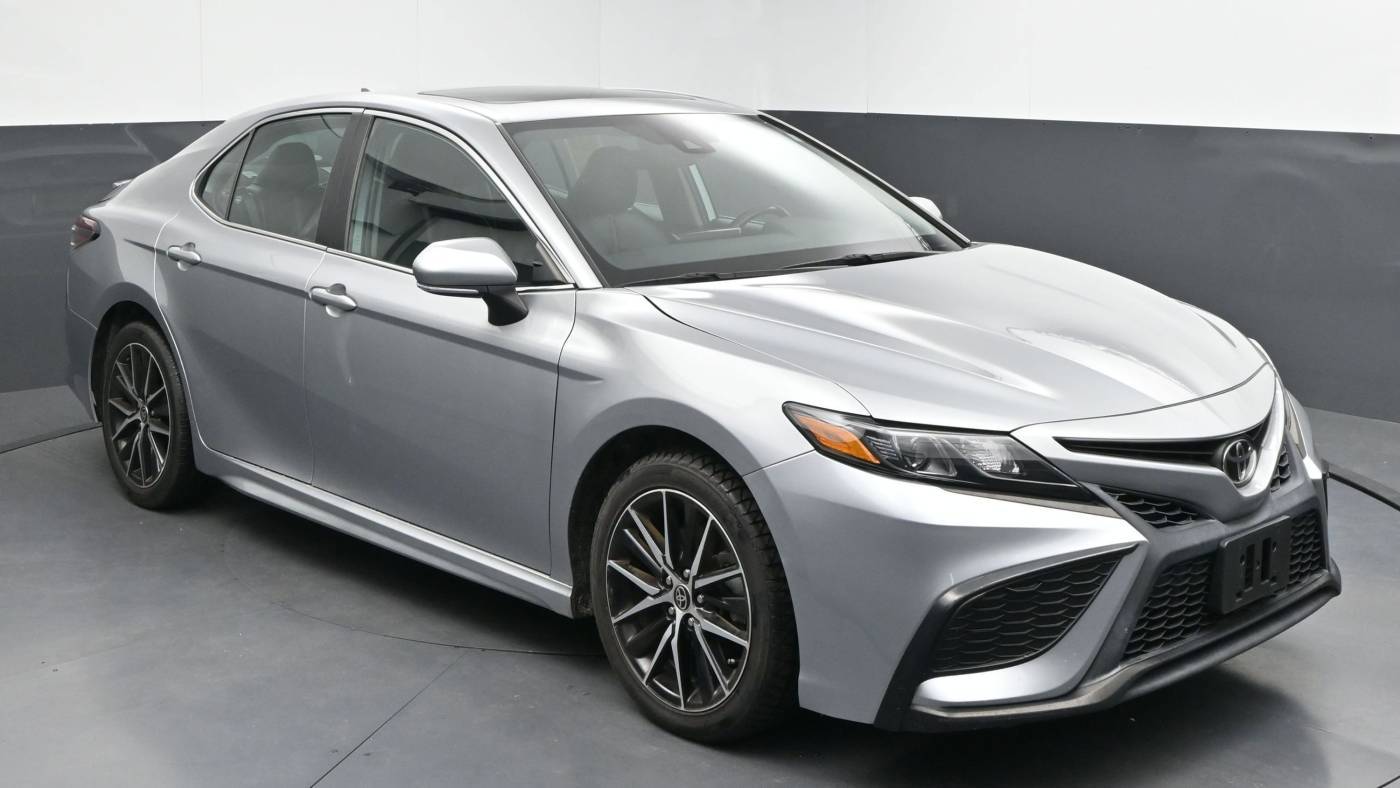 2021 Toyota Camry SE — Sedan — 47,899 mi — Greenville, SC