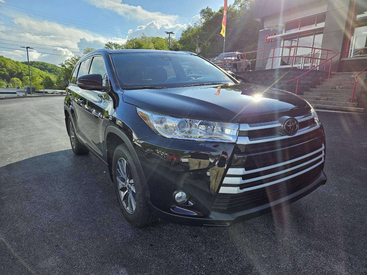 2019 Toyota Highlander XLE — SUV — 123,139 mi — Bluefield, WV