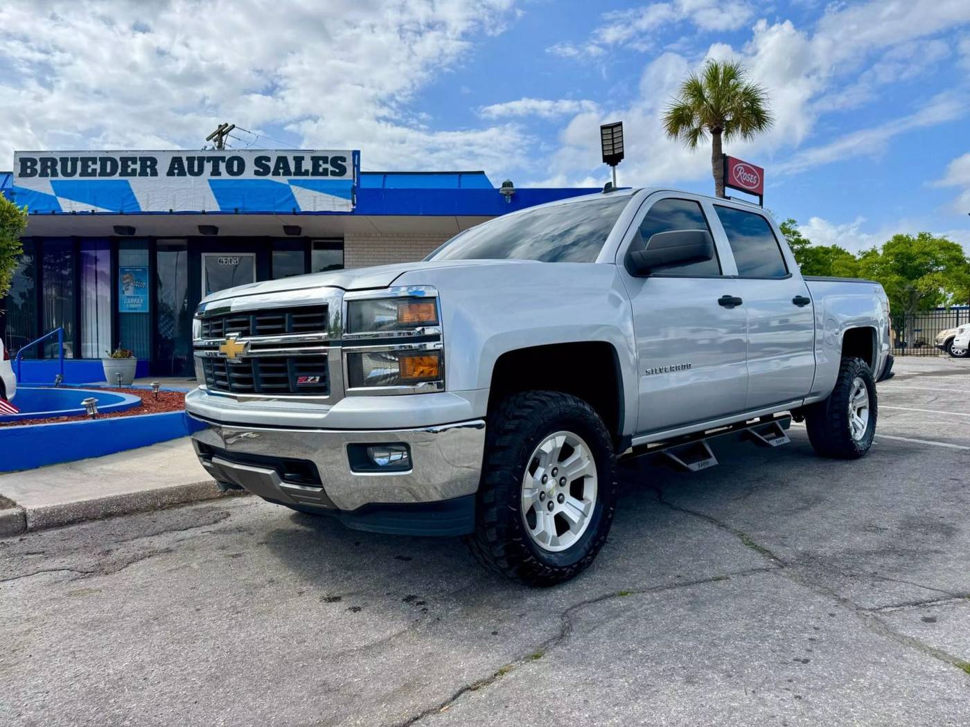 2014 Chevrolet Silverado 1500 LT — Pickup Truck — 194,294 mi — Jacksonville, FL