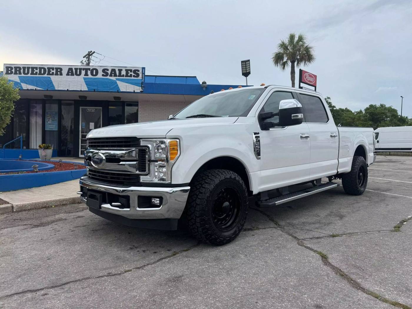 2019 Ford Super Duty F-250 XLT — Pickup Truck — 81,545 mi — Jacksonville, FL