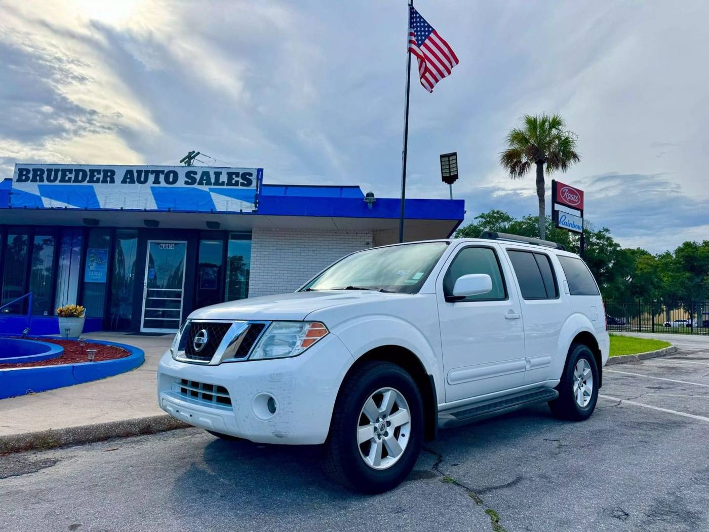 2012 Nissan Pathfinder SV — SUV — 157,234 mi — Jacksonville, FL