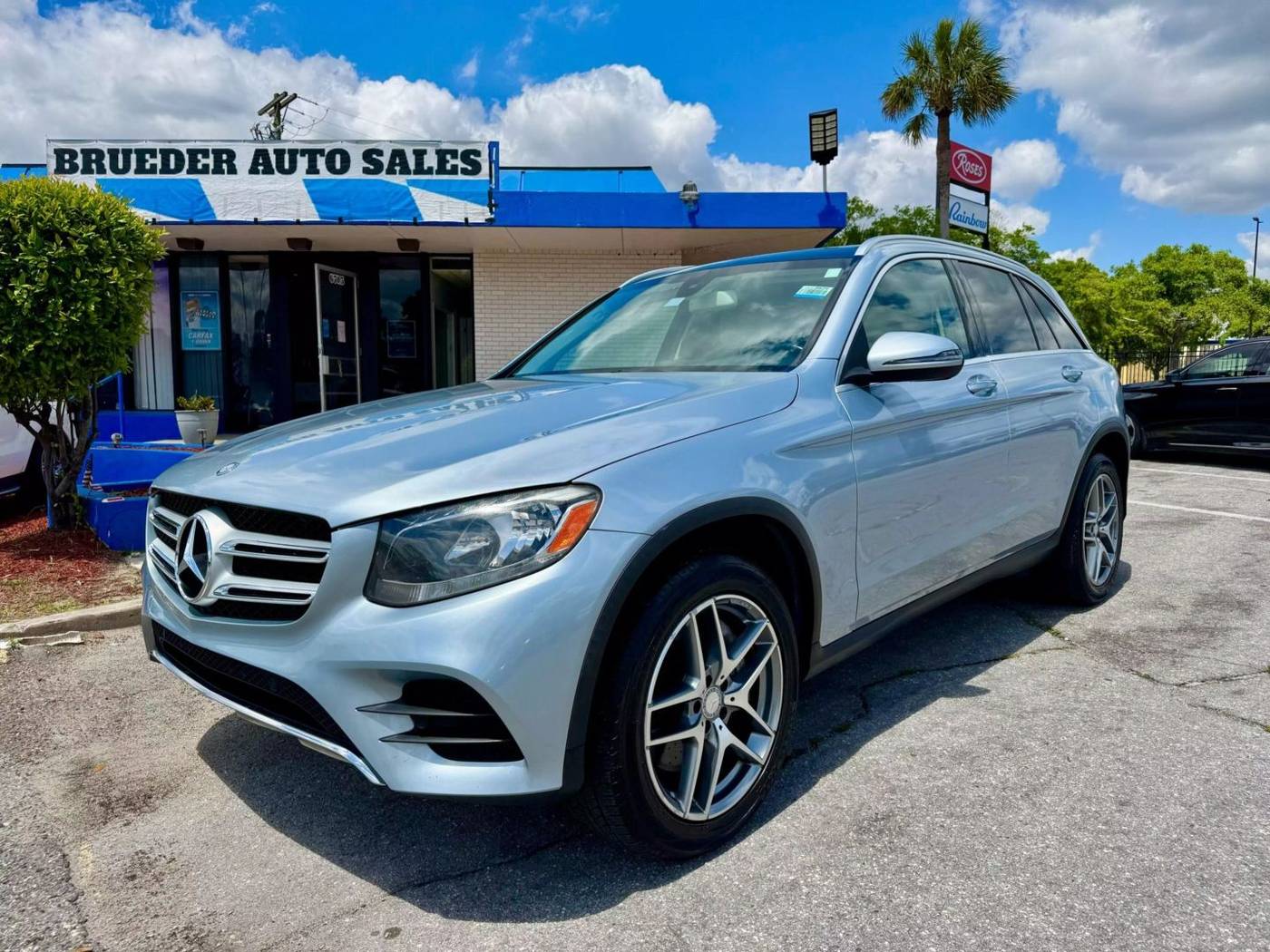 2017 Mercedes-Benz GLC GLC 300 — SUV — 143,971 mi — Jacksonville, FL