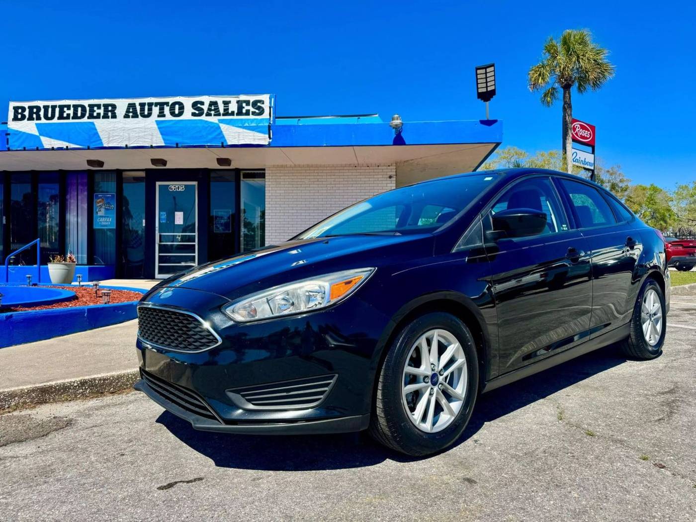 2018 Ford Focus SE — Sedan — 99,642 mi — Jacksonville, FL