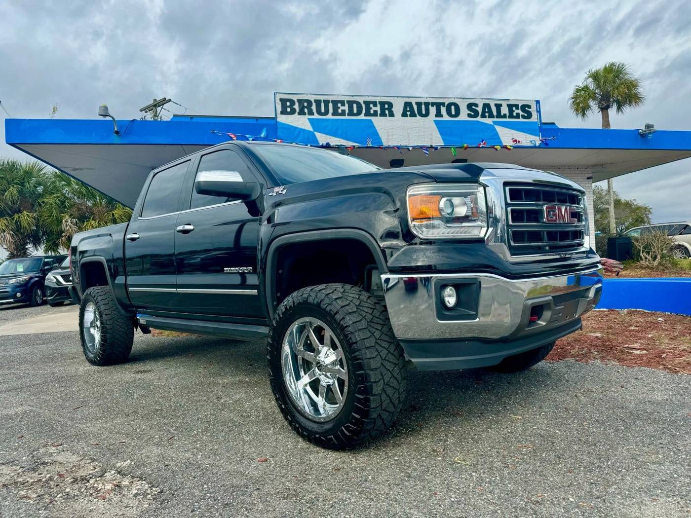 2015 GMC Sierra 1500 SLT — Pickup Truck — 128,488 mi — Jacksonville, FL