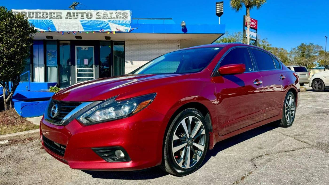 2017 Nissan Altima 2.5 SR — Sedan — 104,992 mi — Jacksonville, FL