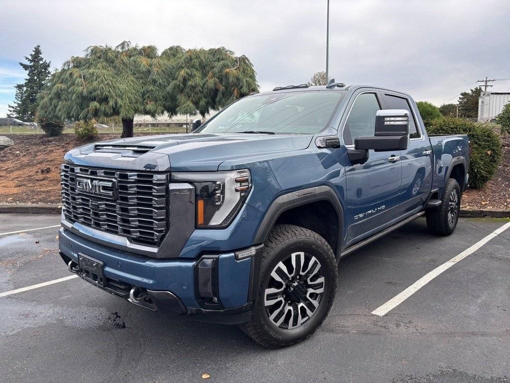 2024 GMC Sierra 3500HD Denali Ultimate — Pickup Truck — 27,943 mi — Mount Vernon, WA