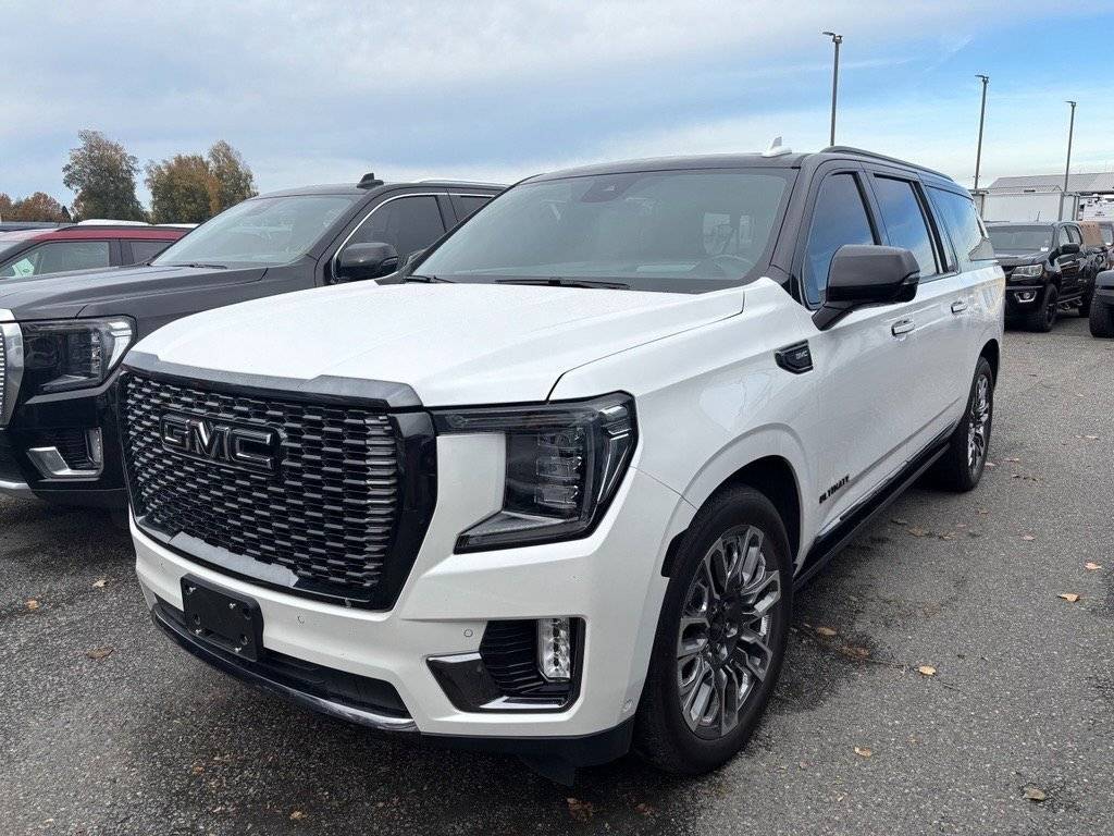 2023 GMC Yukon Denali Ultimate — SUV — 22,384 mi — Mount Vernon, WA